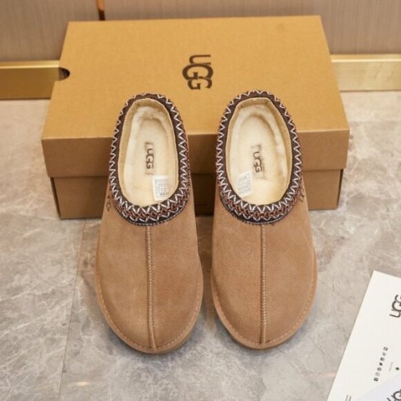 UGG Australia Tasman Chestnut Suede Slipper - Picture 5 of 9